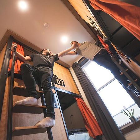 Le Bed & Cocktail - Appartement Sur L'Avenue Du Mont-Royal Монреал Екстериор снимка